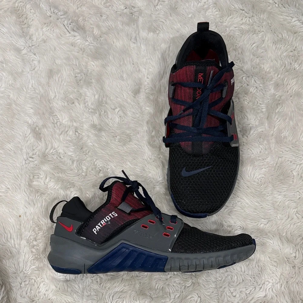 Nike Free X Metcon 2 'New England Patriots' Sneaker Mens Size 7.5 Black Navy Red